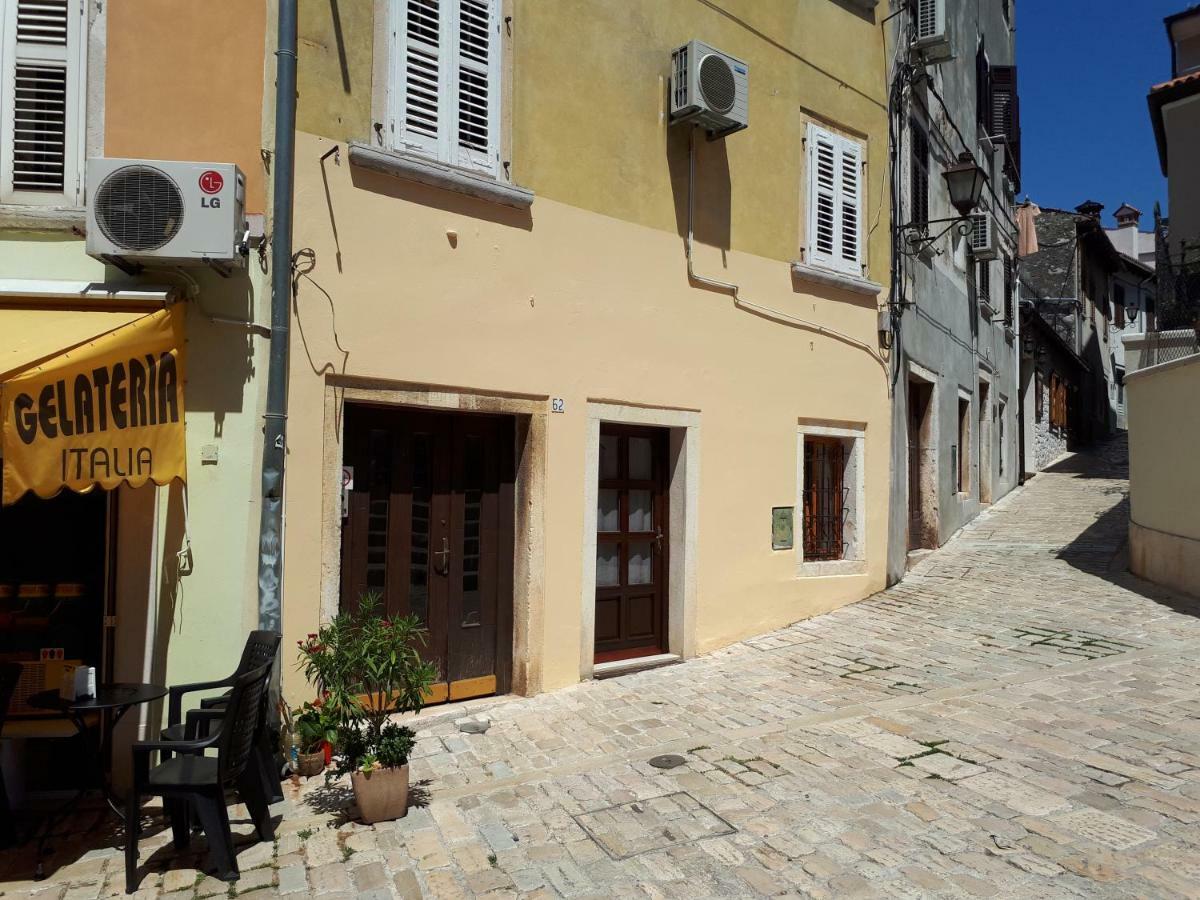 Zen Studio In Center Of רוביני מראה חיצוני תמונה